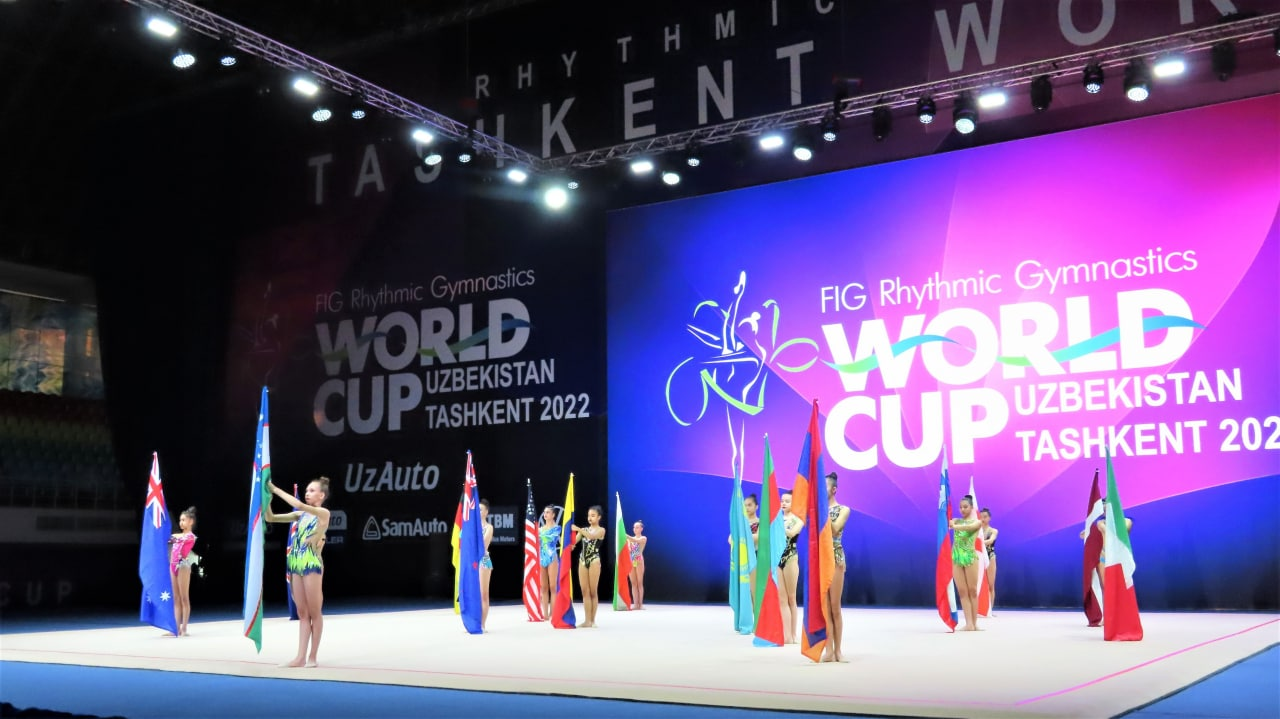 Первыми в общекомандном зачете на Кубке мира в Ташкенте стали гимнастки из Узбекистана