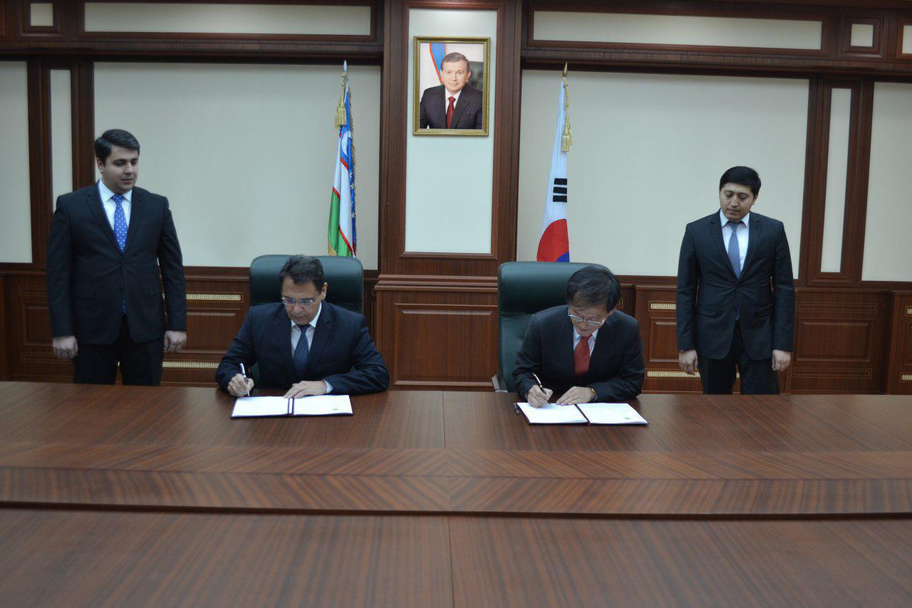 Ведущий колледж Южной Кореи и Туринский политехнический университет в Ташкенте подписали Меморандум о сотрудничестве