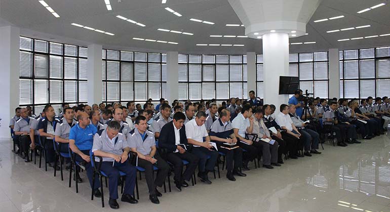 В GM Uzbekistan обсуждены события вокруг компании